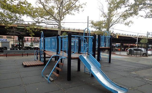 Photo of Pena Herrera Playground