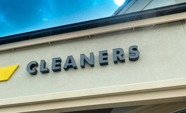 Photo of ZIPS Cleaners