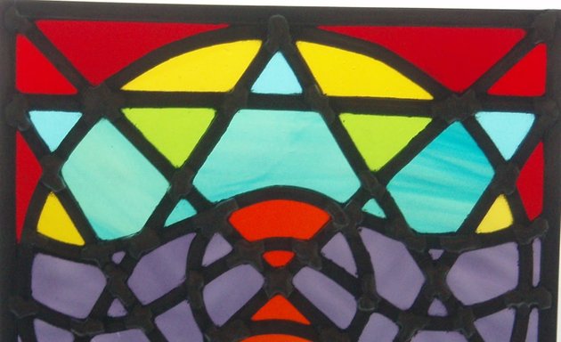 Photo of Helen Phelan Design & Build Modern Stained Glass