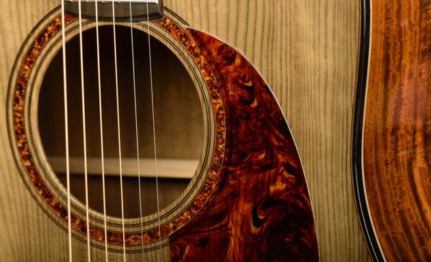 Photo of Kallquist Guitars