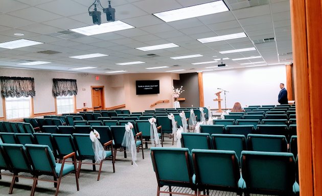 Photo of Kingdom Hall of Jehovah’s Witnesses