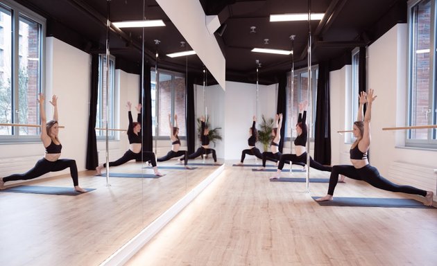 Foto von Gravity Arts | Pole Dance, Barre Workout, Pilates & Yoga Studio in Oerlikon