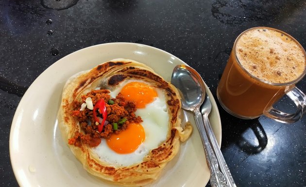 Photo of Roti canai kari kambing tok dady