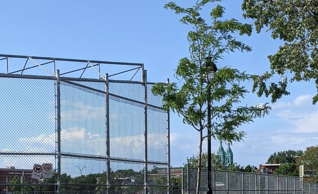 Photo of Parc Jarry baseball fields