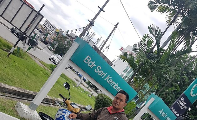 Photo of Petronas Bandar Seri Kembangan