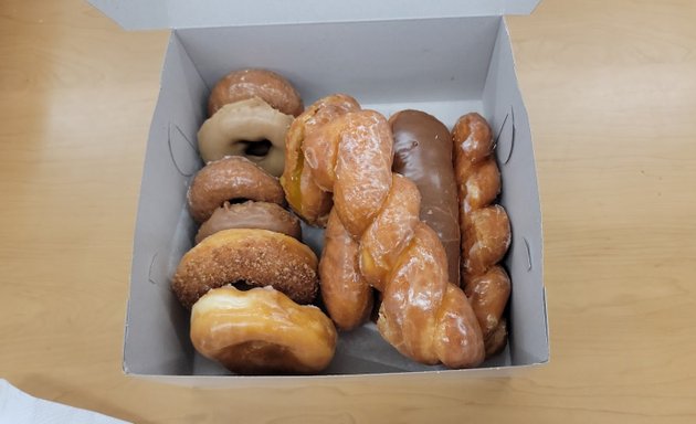 Photo of M & T Donuts