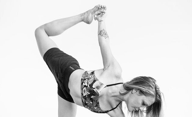 Photo of Alba Avella Yoga