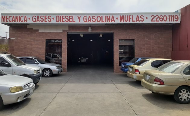 Foto de Mecanica - Gases - Diésel y Gasolina - Muflas