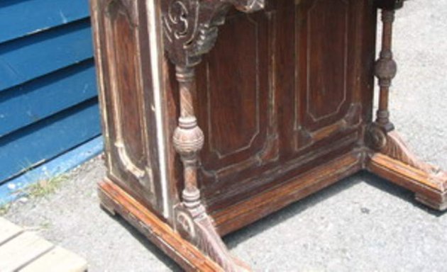 Photo of McLellan Antique Restoration