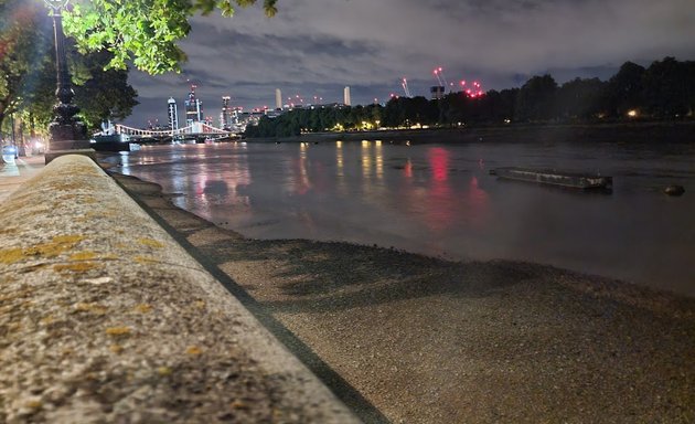 Photo of Perfect View Of Battersea Park, Peace Pagoda