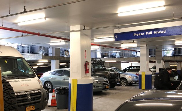 Photo of LAZ Parking