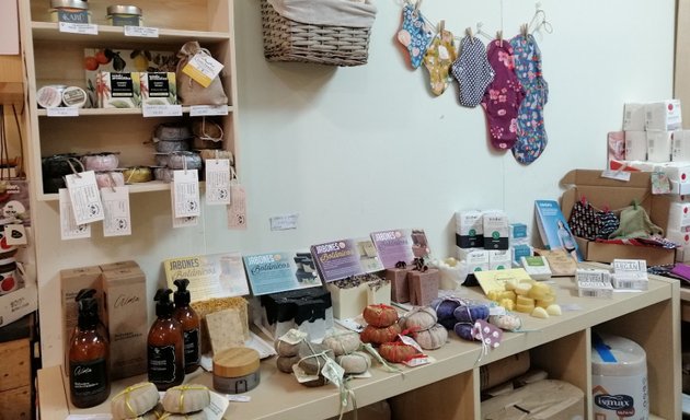 Foto de idoni - Tienda de alimentación ecológica, bio y de proximidad y comida eco para llevar.