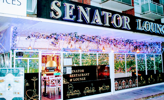 Photo of Senator Lounge