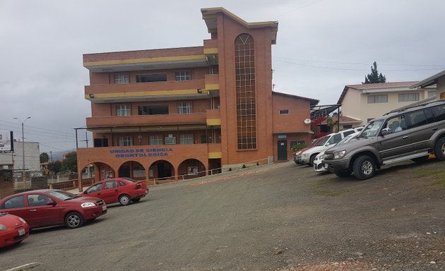 Foto de Facultad de Odontología - Universidad Católica de Cuenca