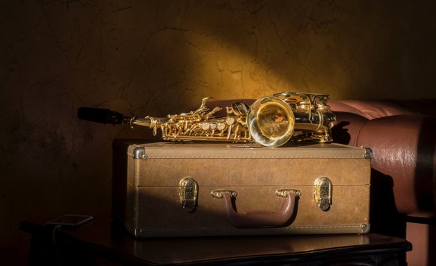 Photo of Saxophone Lessons London