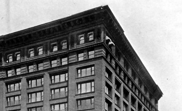 Photo of Marquette Building