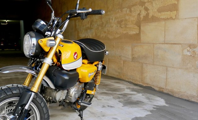 Photo de Location de motos à Bordeaux