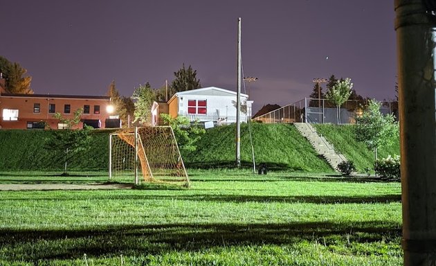 Photo of Parc Saint-Jean-Baptiste-De La Salle