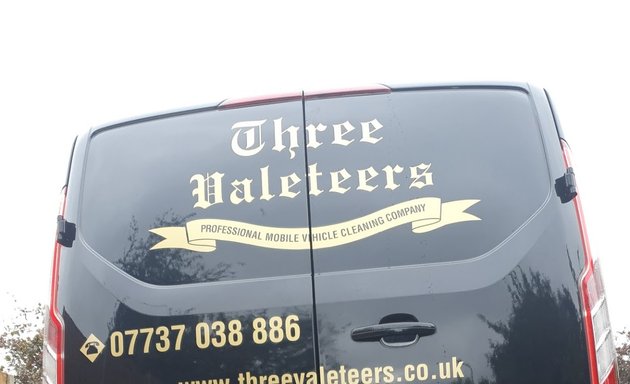 Photo of Three Valeteers