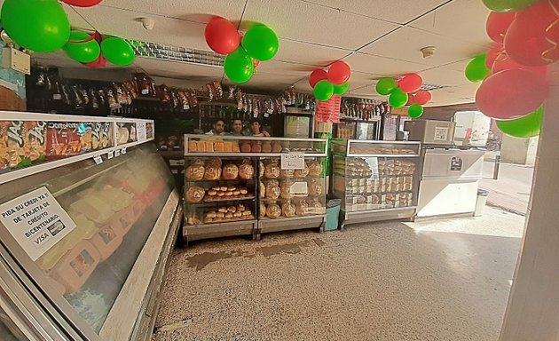 Foto de Panaderia Y Supermercado San Judas Tadeo C A