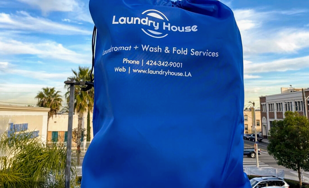 Photo of Laundry House | Wilmington Laundromat and Wash & Fold