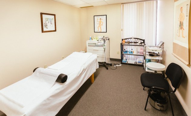 Photo of Oakville SHT Acupuncture & Herbs Clinic