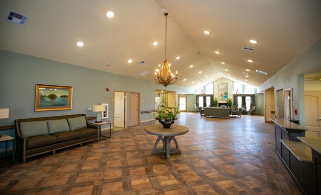 Photo of Legend Oaks Healthcare and Rehabilitation - Fort Worth