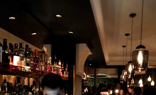 Photo de Elliptic Cocktail Bar