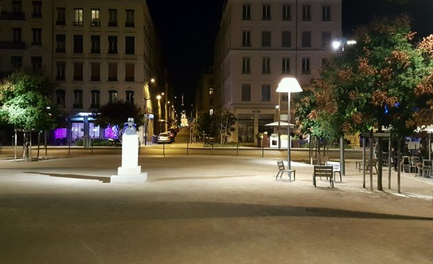 Photo de Place du Général Brosset