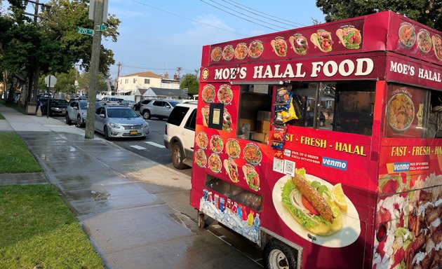 Photo of Moes Halal Food