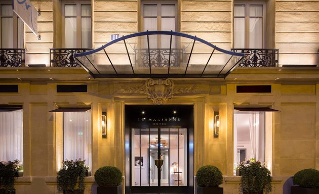 Photo de Hôtel Le Marianne Champs Elysées