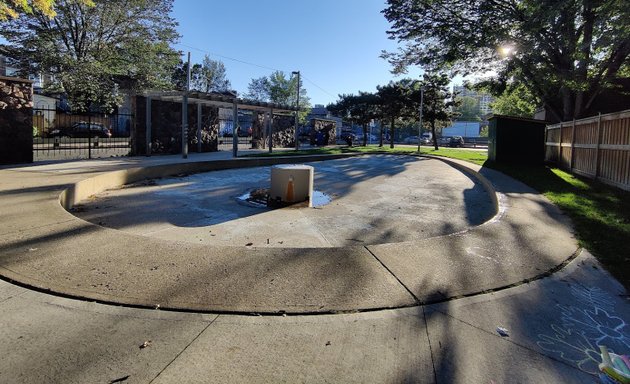 Photo of Albert Crosland Park Wading Pool