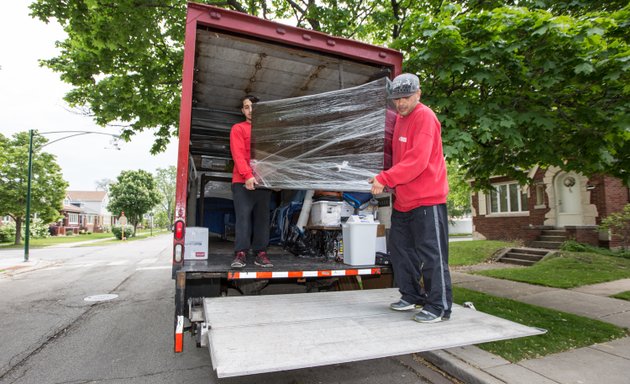 Photo of Bernard Movers