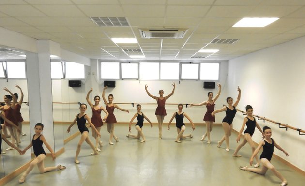 Foto de Escuela de Danza Isabel Elizondo