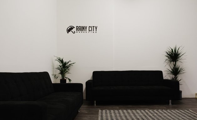 Photo of Rainy City Agency