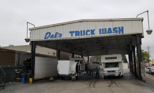 Photo of Del's Truck Wash