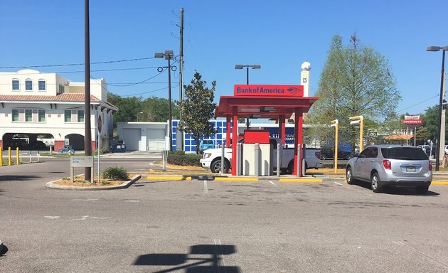 Photo of Bank of America (with Drive-thru services)