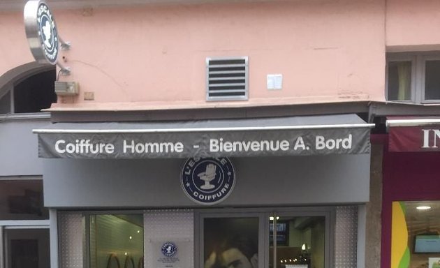 Photo de L'escale Coiffure et Barbe - Coiffeur Homme Croix-Rousse