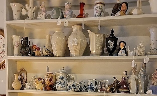Photo of Frieda's Antiques