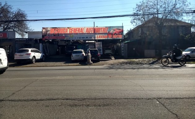 Foto de Lavado De Autos, Vulcanizacion, Balanceo Computarizado Y Mecanica Automotriz