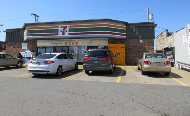 Photo of 7-Eleven