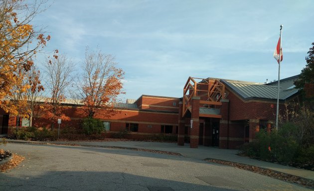 Photo of Grapeview Public School