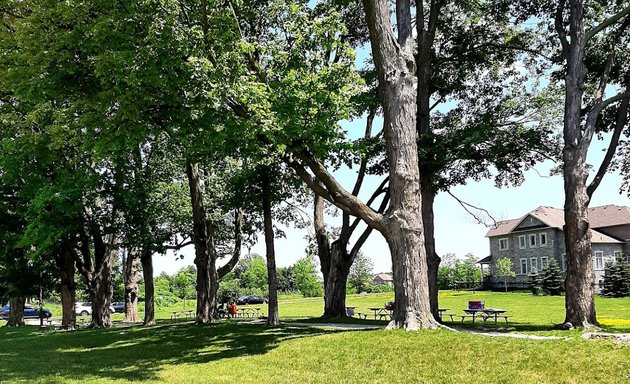Photo of Bonnie Braes Park
