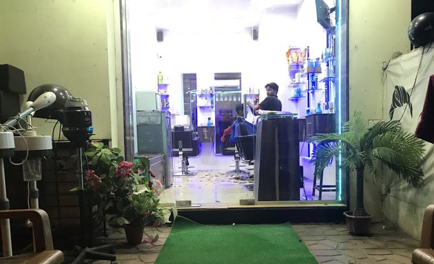 Photo of Four Scissor The Salon