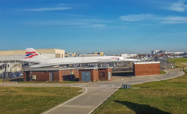 Photo of British Airways Concorde G-BOAB