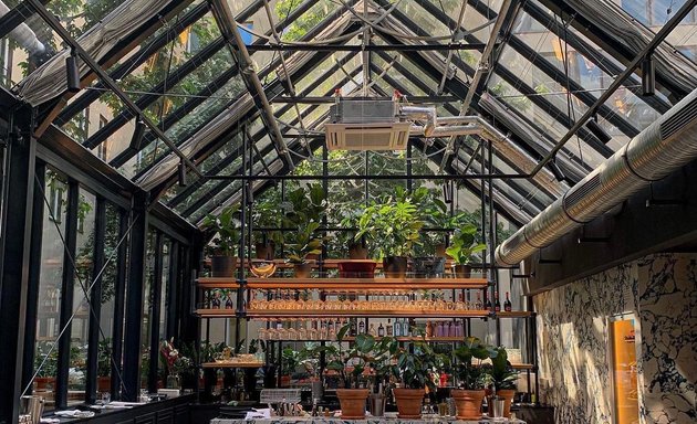 Foto von Elaine's Greenhouse