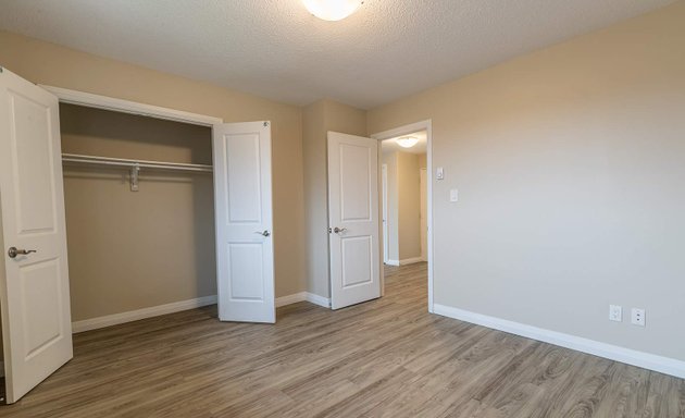 Photo of Westgate Village Apartment and Townhouse Rentals