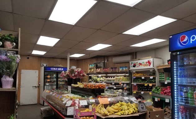 Photo of Evergreen Market