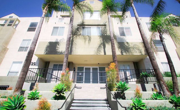 Photo of Palms Court Apartments