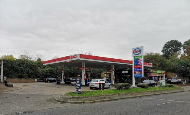Photo of Esso mfg Milton Keynes
